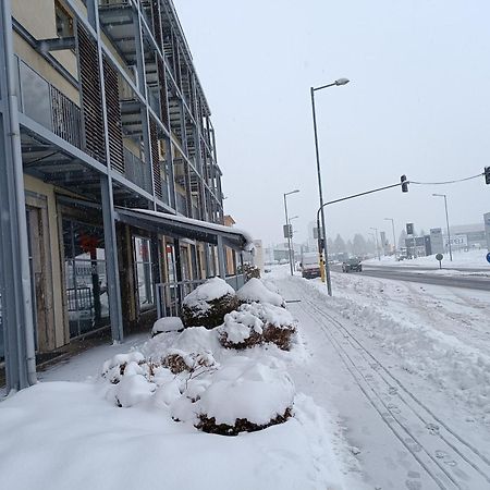 Apartman Siesta*** Liptovský Mikuláš Exteriör bild