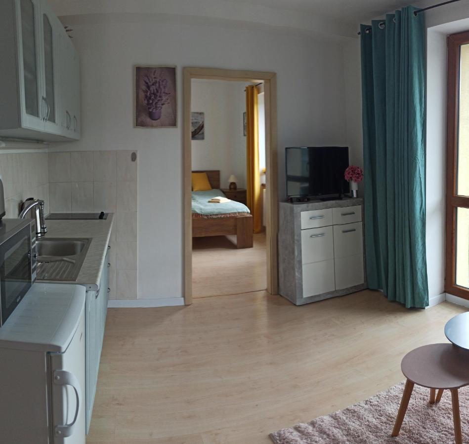 Apartman Siesta*** Liptovský Mikuláš Exteriör bild